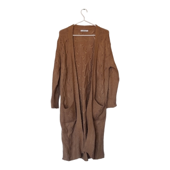 REVAMPED WOMENS XL SWEATER. - Picture 5 of 5